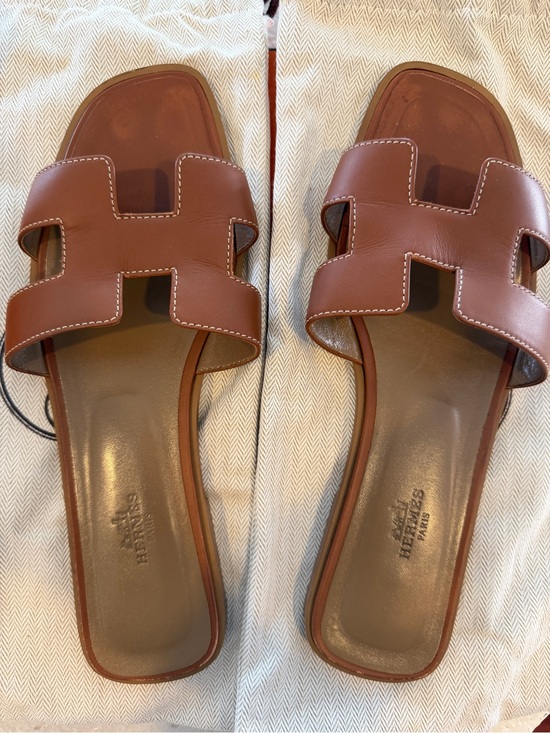 Hermes Shoes - Authentic Hermes Oran Brown Leather 'H' Slide Sandals